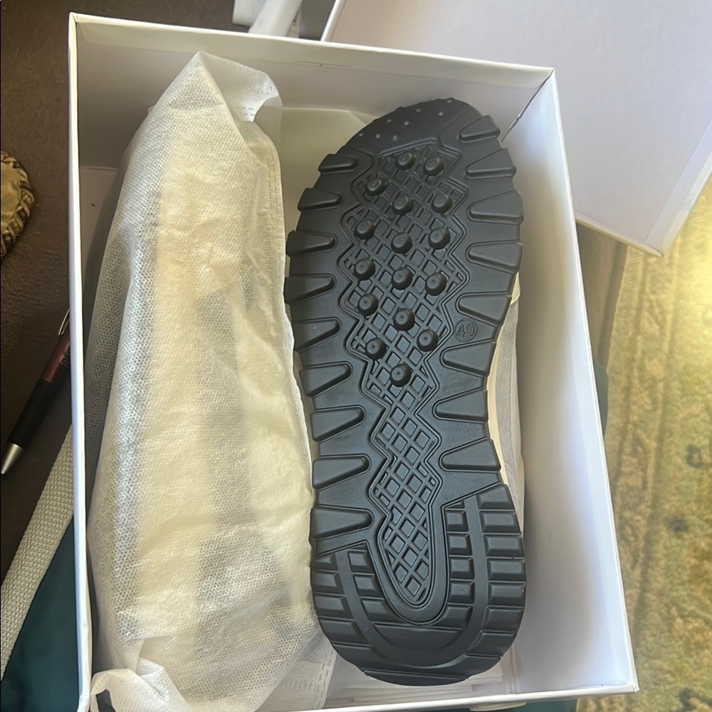 Women’s KissKitty LONZA Sneakers - Picture 3 of 7